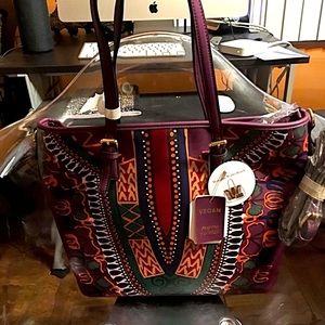 New Tribe tote with bonus wallet.